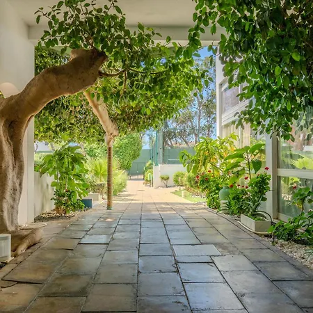 Sky19 Ocean View T1 Apartment *