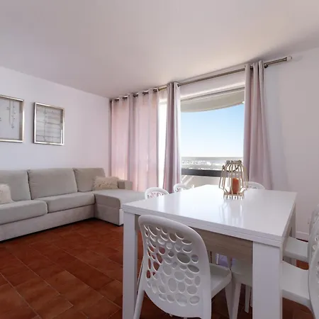 Sky19 Ocean View T1 Apartment Portimao